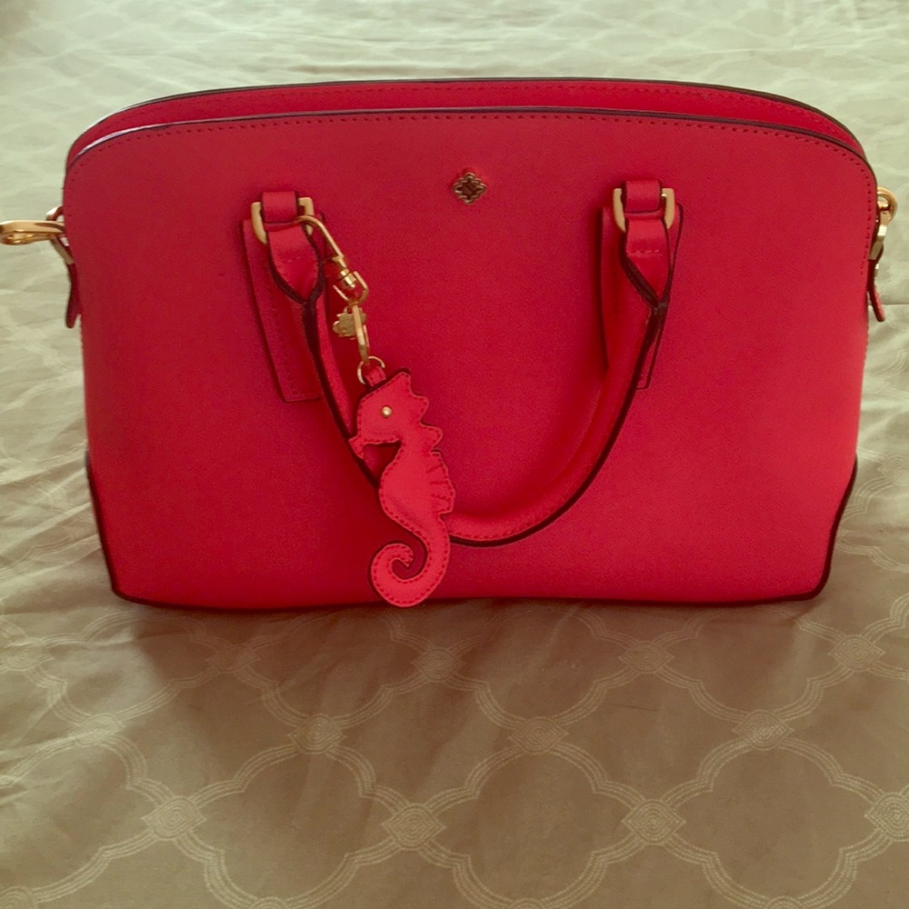 Crown & Ivy Beautiful Coral Purse